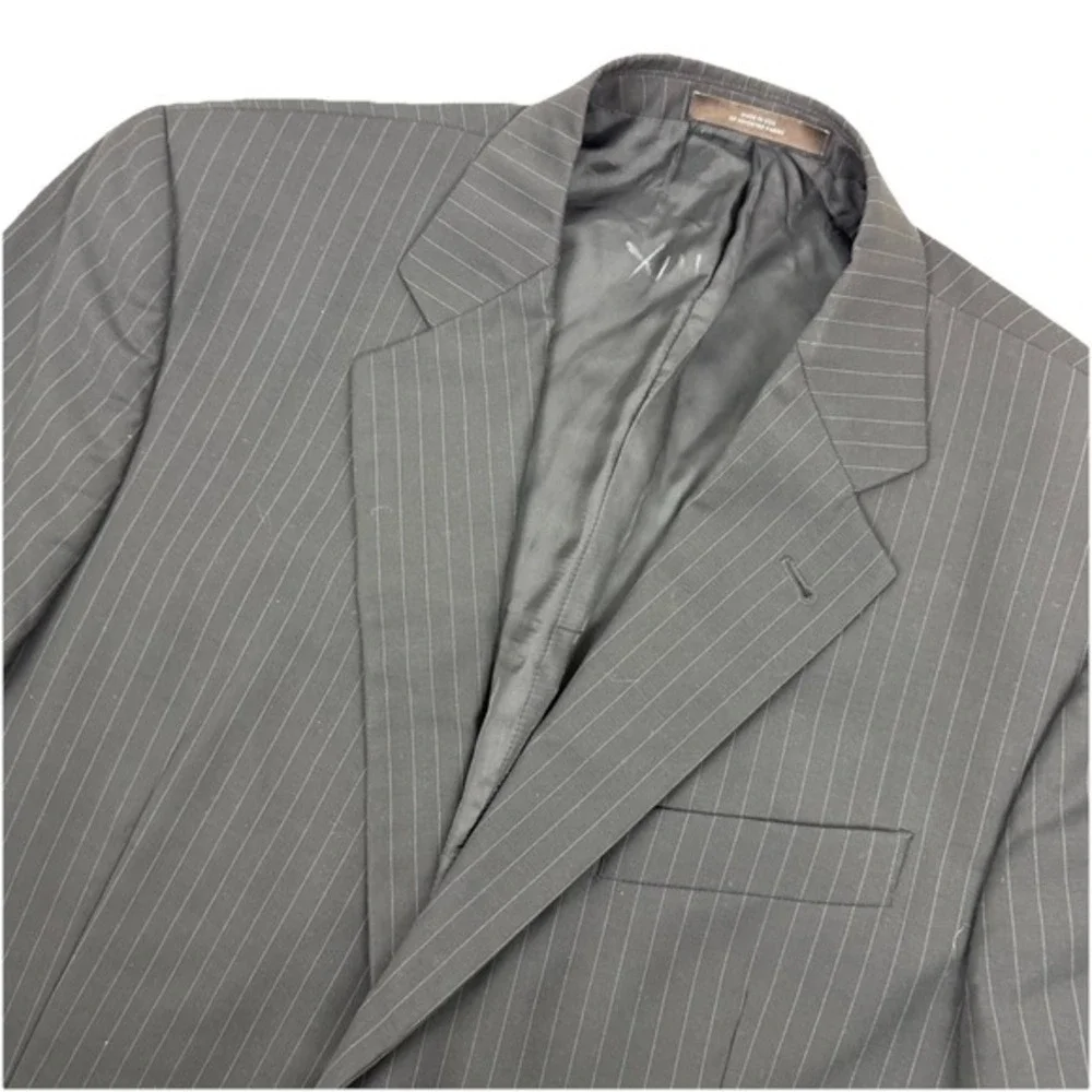 Joseph Abboud Blazer Black pinstripe 42R‎ 100% Wool 2 button Coat Jacket